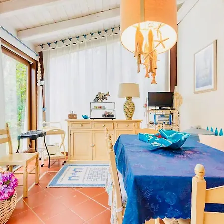 Con Privata Lettini E Ombrelloni Gratuiti Vakantiehuis