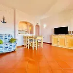 Sunset One & Sea View First Floor Casa de Férias