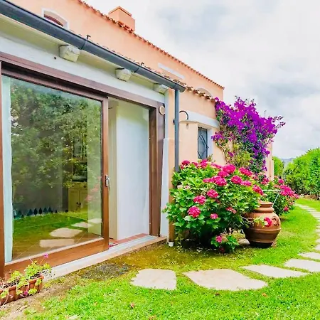 Nyaraló Con Privata Lettini E Ombrelloni Gratuiti *